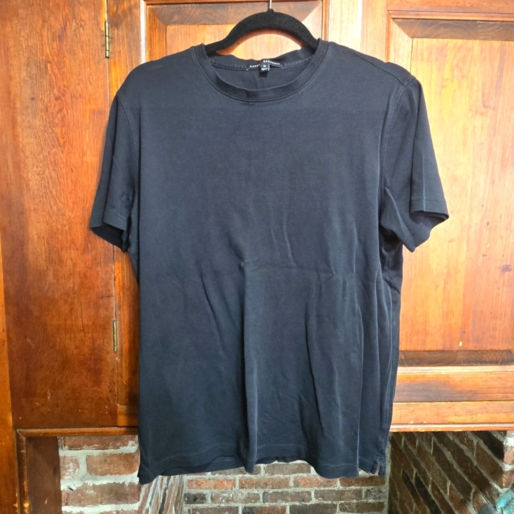 Robert Barakett Black T-Shirt - 100% Pima Cotton - Medium